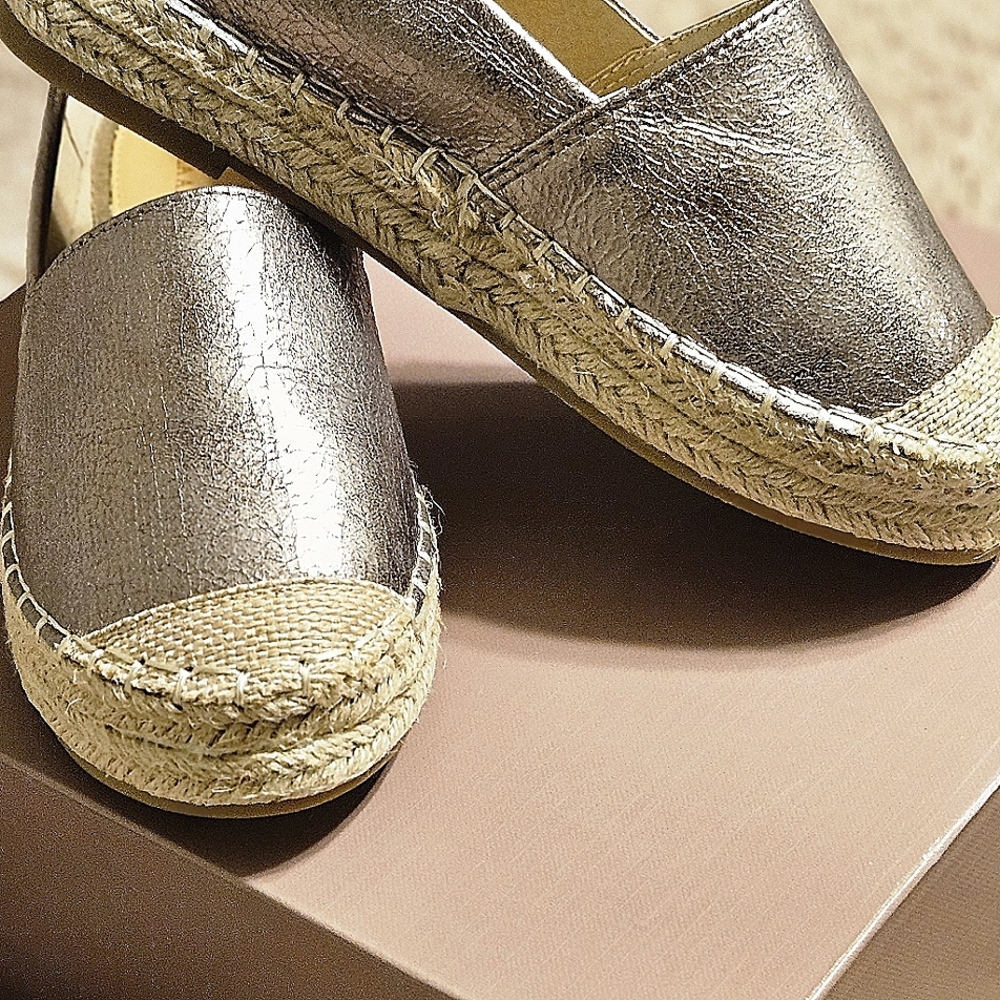 Sz 6 Pewter Espadrille Loafers NWT